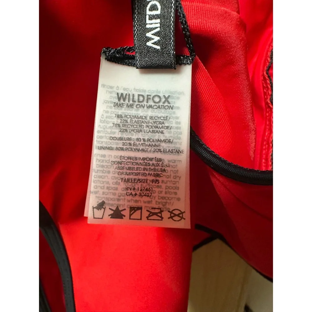 Wildfox This Bod's For You One Piece Swimsuit S Red Zip Side Graphic Rare‎